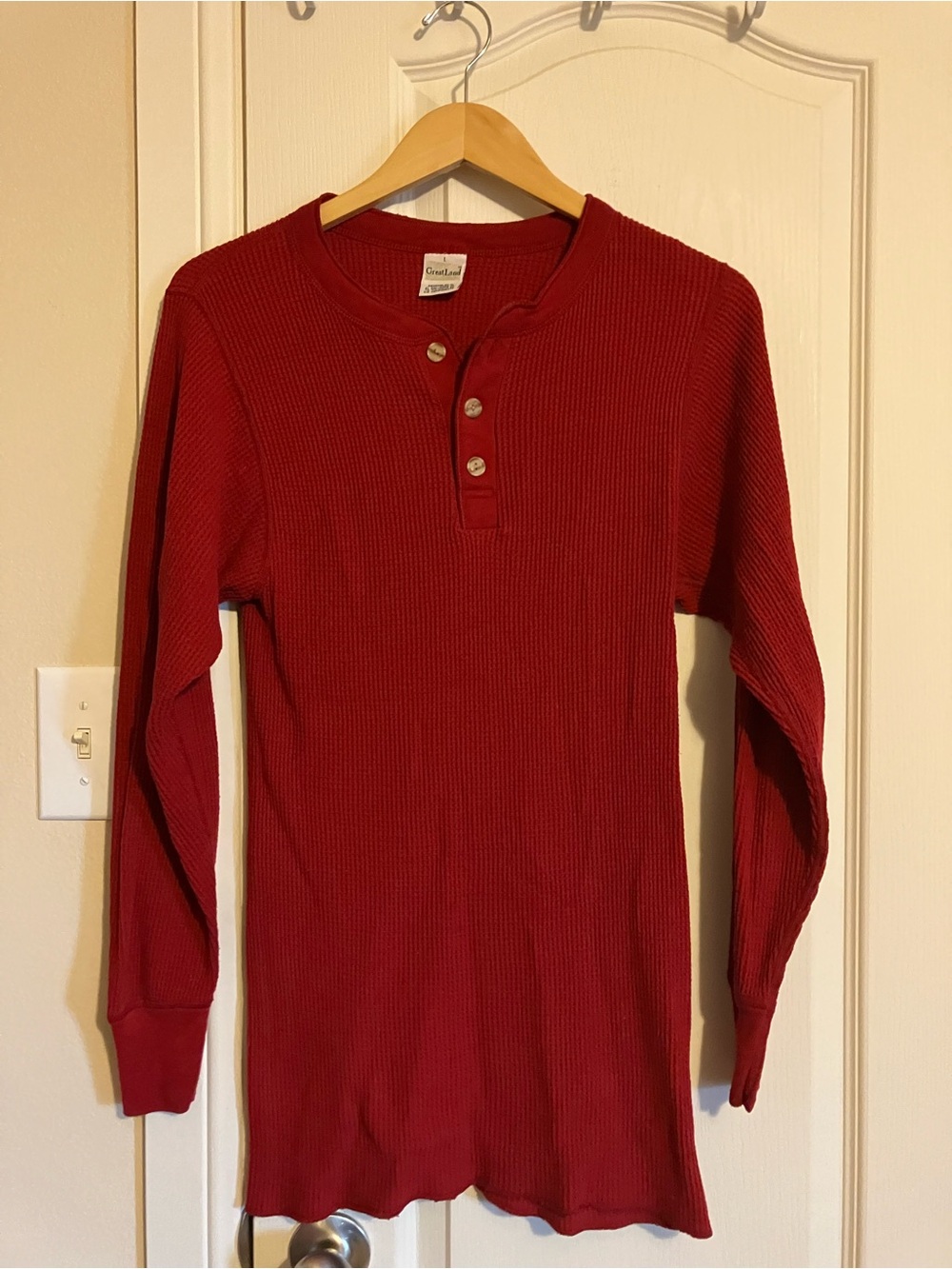 GreatLand Red Waffle Henley Top - Size L